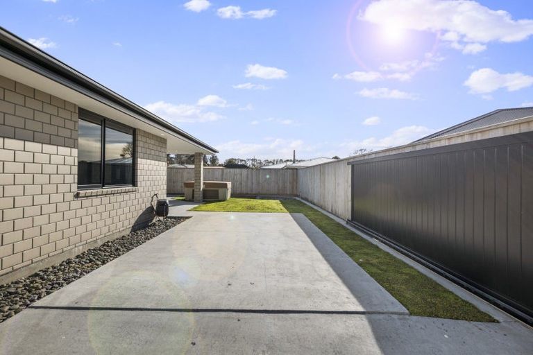 Photo of property in 3/48a Celia Street, Stratford, 4332