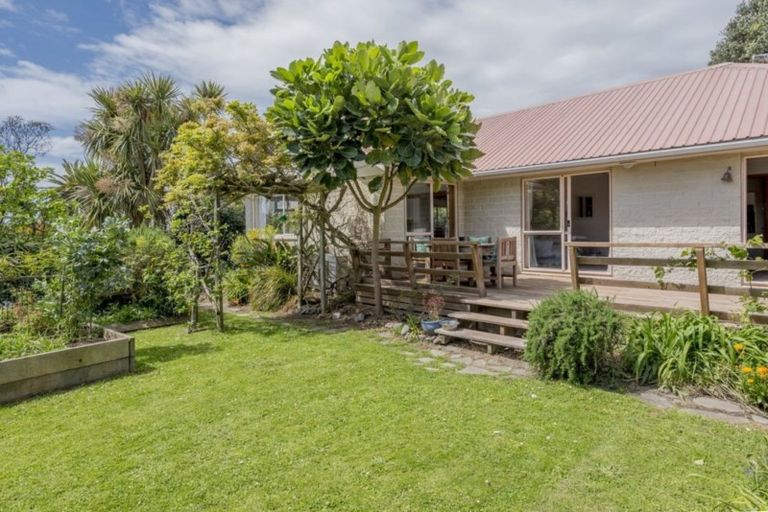 Photo of property in 129c Rangiuru Road, Otaki Beach, Otaki, 5512