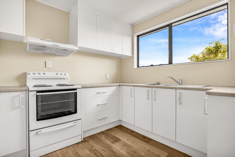 Photo of property in 2/21 Silver Creek Road, Weymouth, Auckland, 2103