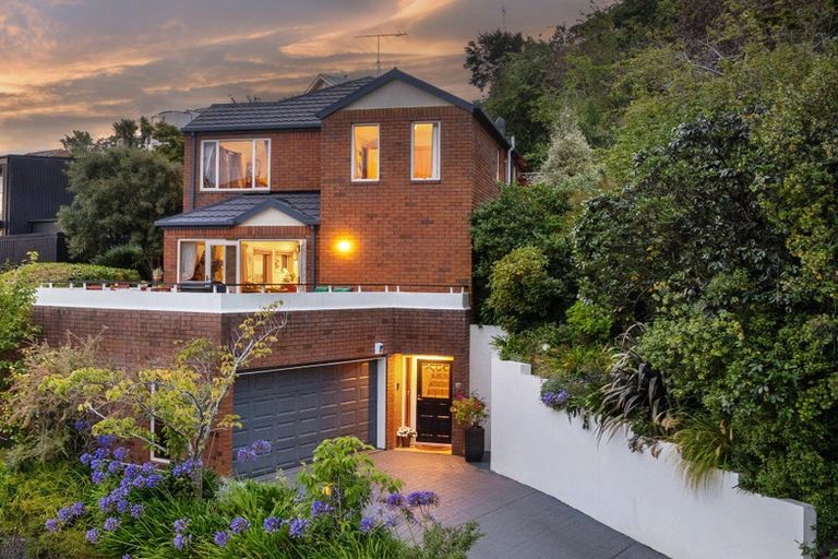 Photo of property in 25 Crichton Terrace, Cashmere, Christchurch, 8022