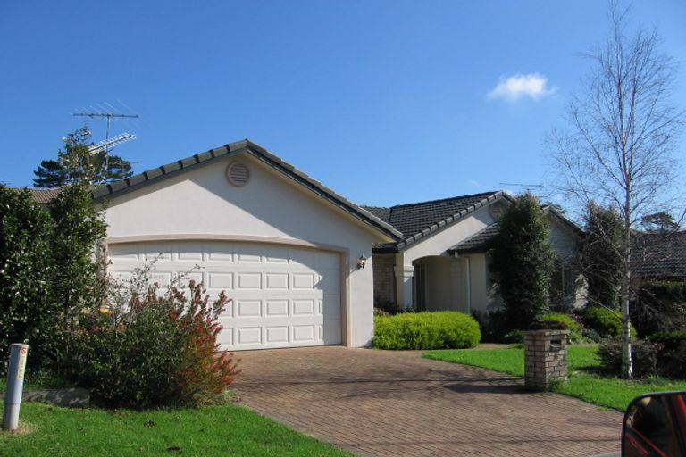 Photo of property in 15 Red Shed Lane, Albany, Auckland, 0632