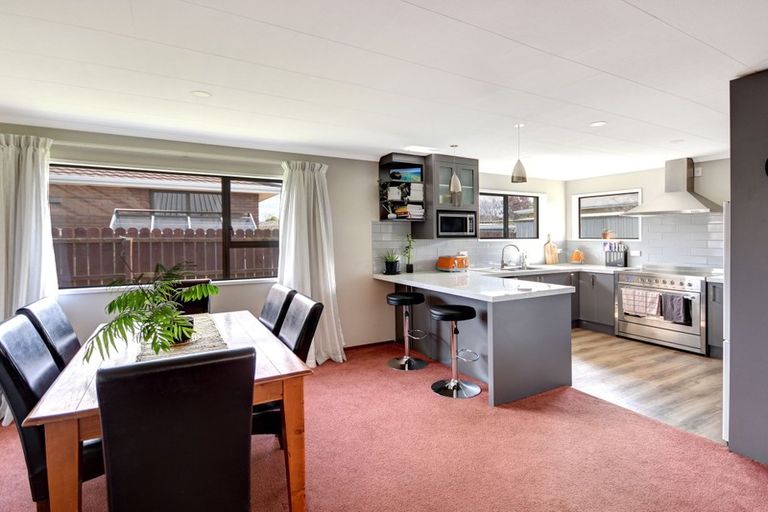 Photo of property in 143 Hagart-alexander Drive, Mosgiel, 9024