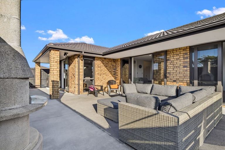 Photo of property in 64 Arabian Drive, Papamoa Beach, Papamoa, 3118