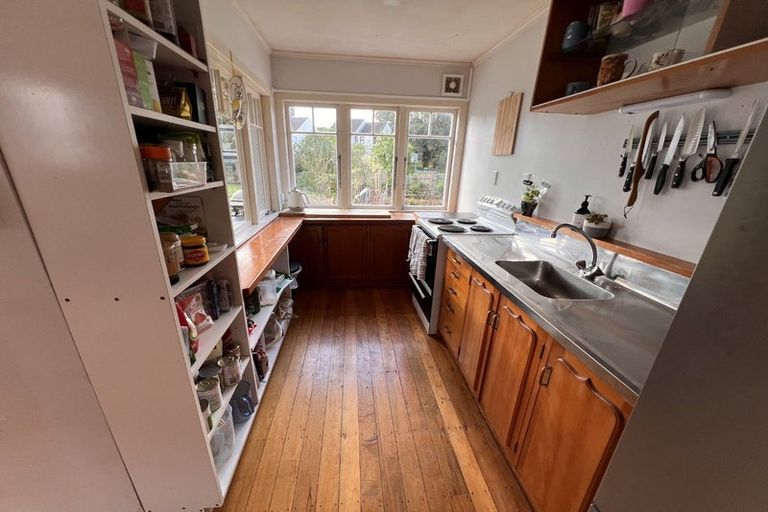 Photo of property in 13 Kent Road, Regent, Whangarei, 0112