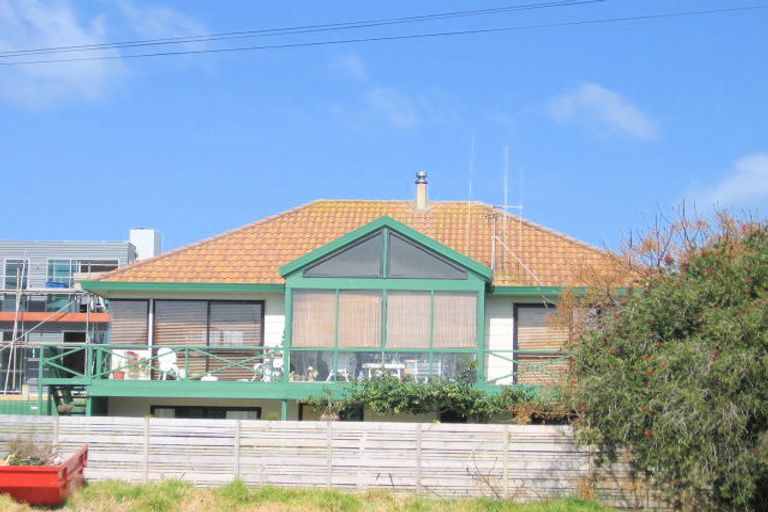 Photo of property in 1044b Papamoa Beach Road, Papamoa Beach, Papamoa, 3118