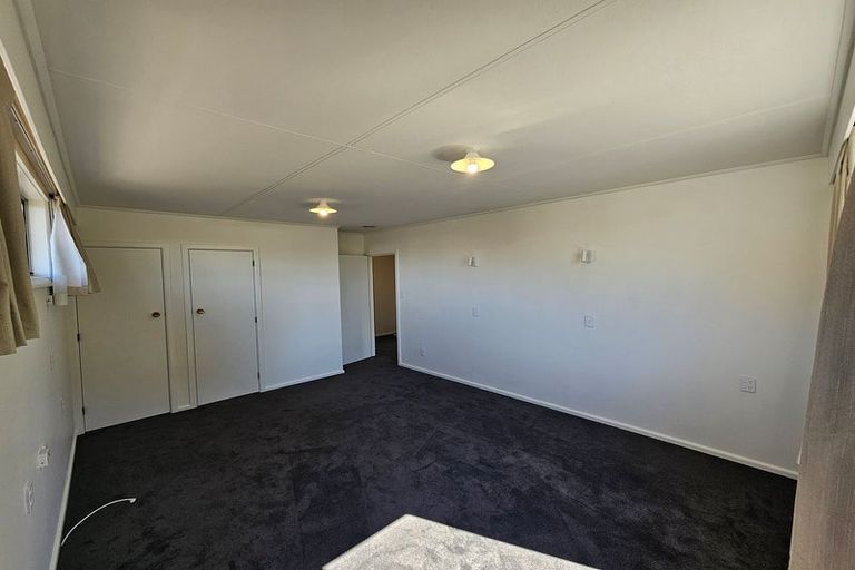 Photo of property in 10 Lansdowne Crescent, Lansdowne, Masterton, 5810