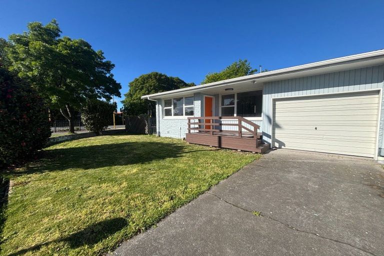 Photo of property in 1/1 Colman Avenue, Sockburn, Christchurch, 8042