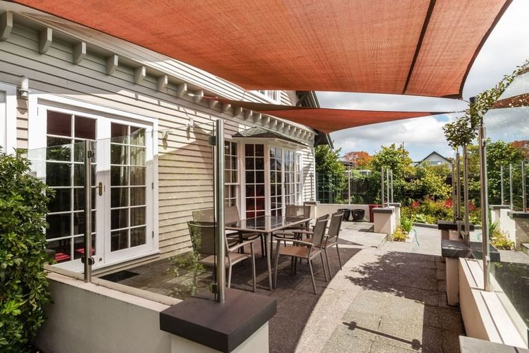 Photo of property in 29 Leinster Road, Merivale, Christchurch, 8014