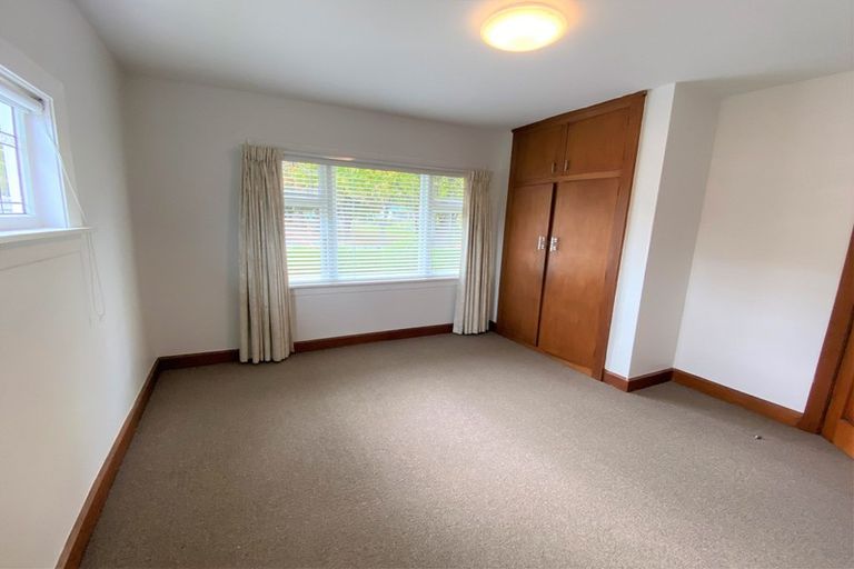 Photo of property in 18 Bowenvale Avenue, Cashmere, Christchurch, 8022