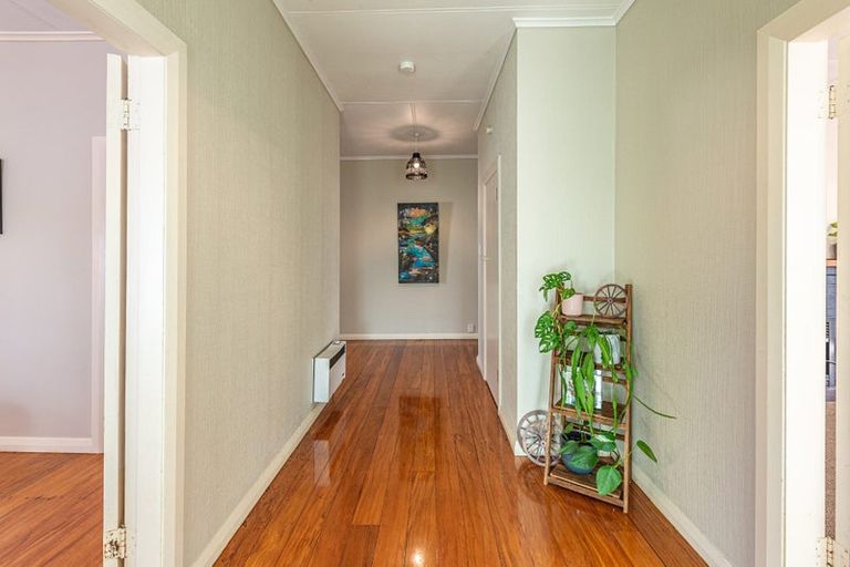 Photo of property in 4 Godwin Crescent, College Estate, Whanganui, 4500