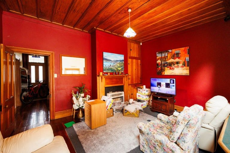 Photo of property in 174 Ruahine Street, Roslyn, Palmerston North, 4414