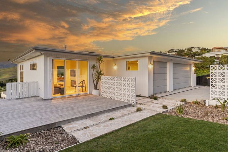 Photo of property in 89f Taylors Mistake Road, Scarborough, Christchurch, 8081