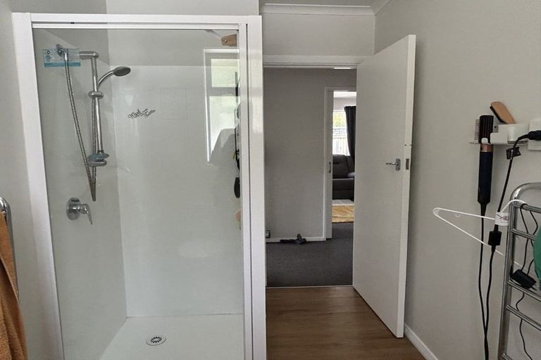 Photo of property in 53 Wairau Road, Picton, 7220