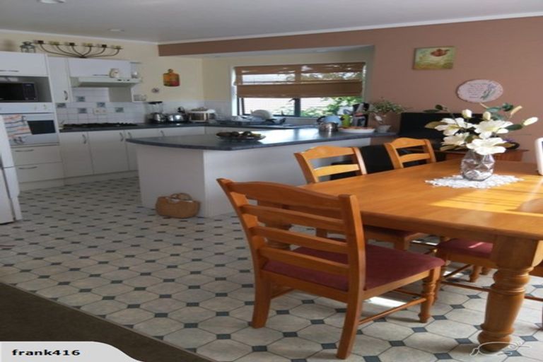 Photo of property in 64a Ridge Road, Howick, Auckland, 2014