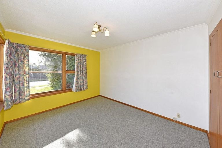 Photo of property in 29 Greendale Avenue, Avonhead, Christchurch, 8042