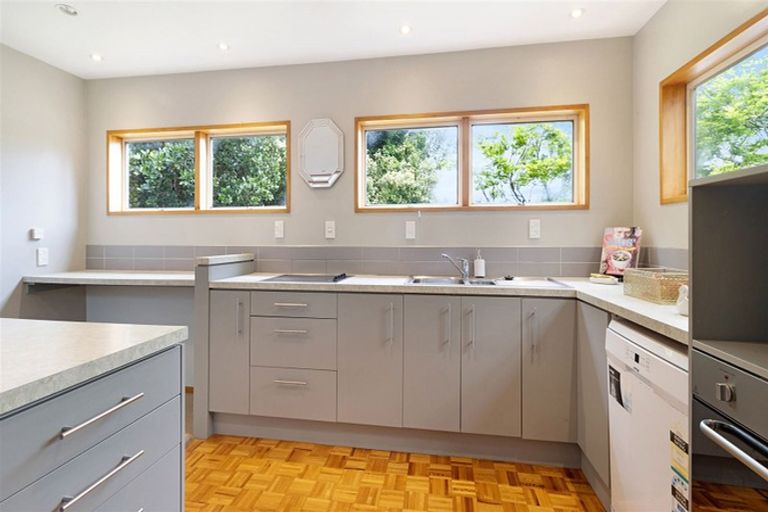 Photo of property in 88 Aeroview Drive, Beach Haven, Auckland, 0626