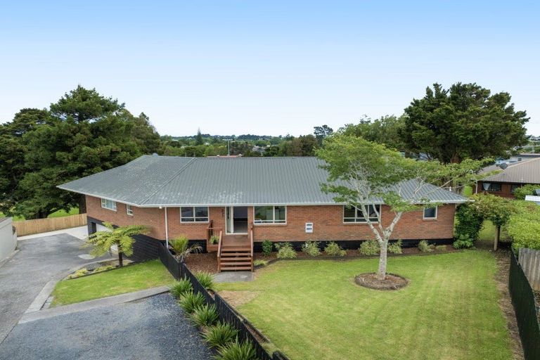 Photo of property in 2/32 Prospect Terrace, Pukekohe, 2120