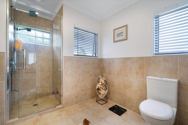 Photo of property in 61 Alec Craig Way, Gulf Harbour, Whangaparaoa, 0930