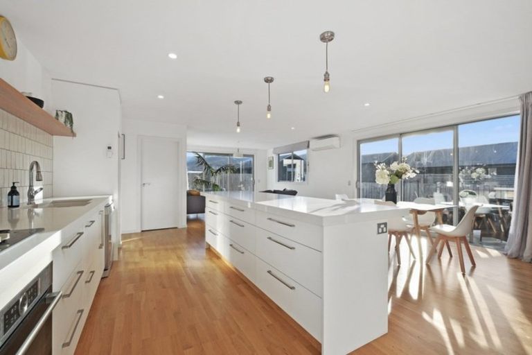 Photo of property in 20 Myles Way, Lower Shotover, Queenstown, 9304