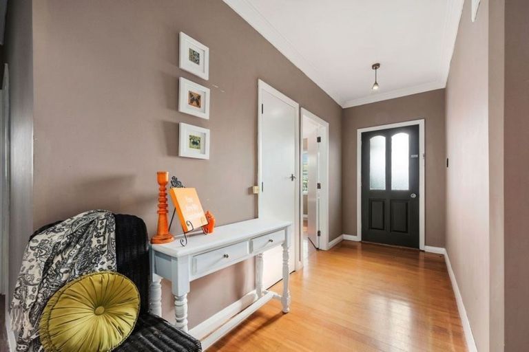 Photo of property in 1078 Fergusson Drive, Clouston Park, Upper Hutt, 5018