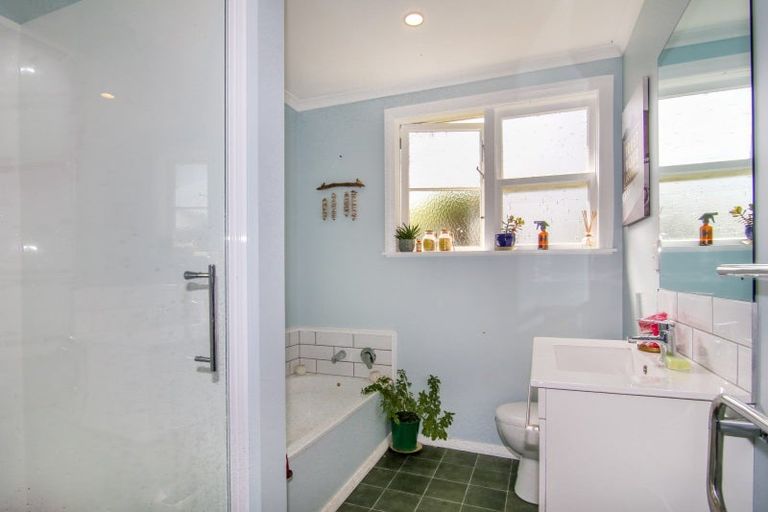 Photo of property in 23 Colvin Street, Westport, 7825