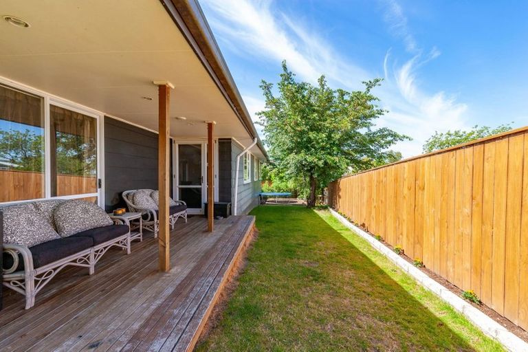 Photo of property in 16 Marshall Avenue, Richmond Heights, Taupo, 3330