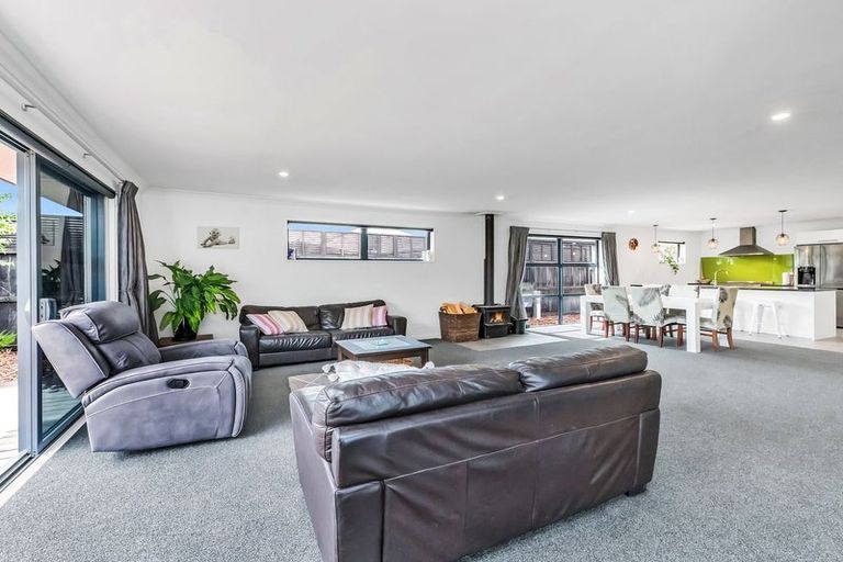 Photo of property in 24c Jozecom Place, Rolleston, 7614