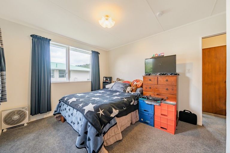 Photo of property in 162 California Drive, Totara Park, Upper Hutt, 5018