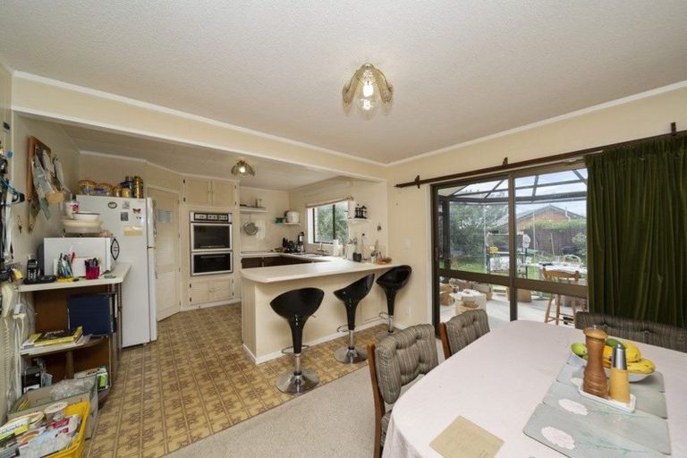 Photo of property in 3 Virginia Place, Whalers Gate, New Plymouth, 4310