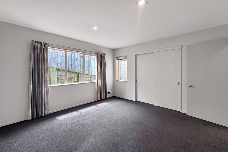 Photo of property in 27a Waverton Terrace, Churton Park, Wellington, 6037