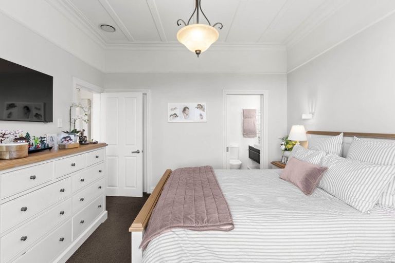 Photo of property in 8 Leven Street, Roslyn, Dunedin, 9010