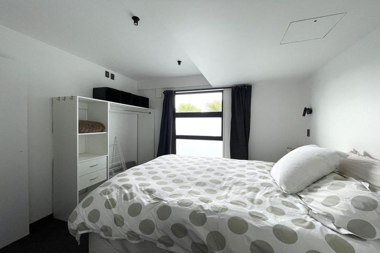 Photo of property in 92a Khandallah Road, Khandallah, Wellington, 6035