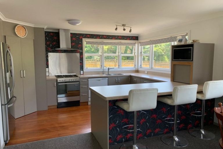 Photo of property in 11 North Street, Waitara, 4320