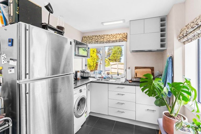 Photo of property in 44 Larnach Road, Waverley, Dunedin, 9013