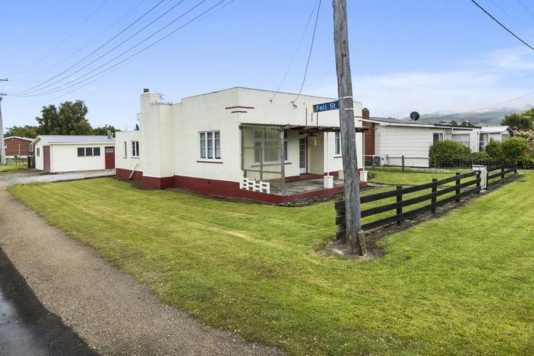 Photo of property in 129 Beach Street, Waikouaiti, 9510