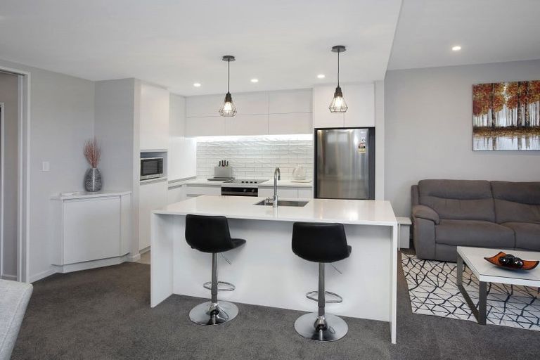 Photo of property in 16 Glen Rosa Lane, Broomfield, Christchurch, 8042