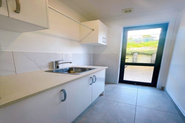 Photo of property in 35 Fennell Crescent, Silverdale, 0932