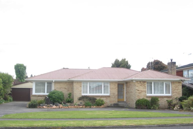 Photo of property in 23 Browning Street, Leamington, Cambridge, 3432