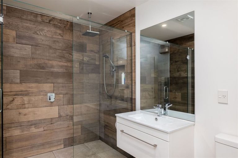 Photo of property in 20 Dunlops Crescent, Marshland, Christchurch, 8083