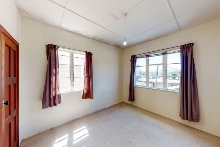 Photo of property in 11b Upper Lewisville Terrace, Thorndon, Wellington, 6011