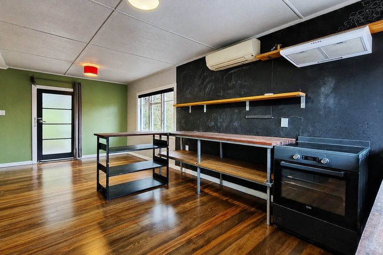 Photo of property in 76 Emano Street, Toi Toi, Nelson, 7010