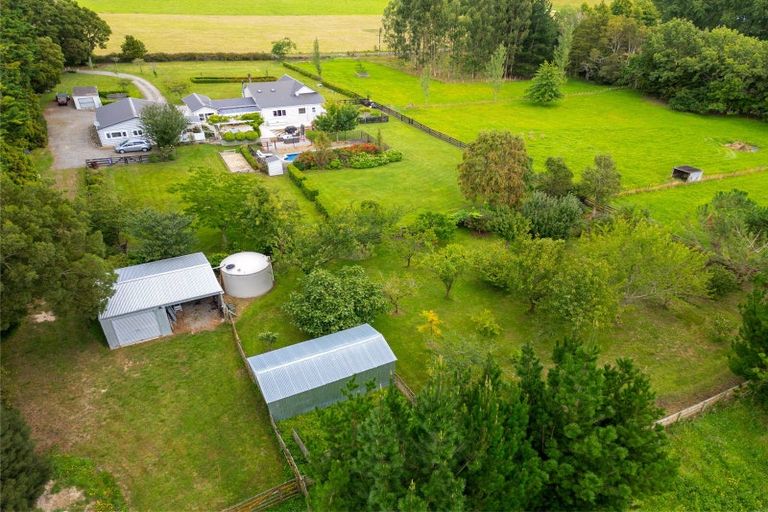 Photo of property in 63 Riversdale Road, Waihakeke, Carterton, 5792
