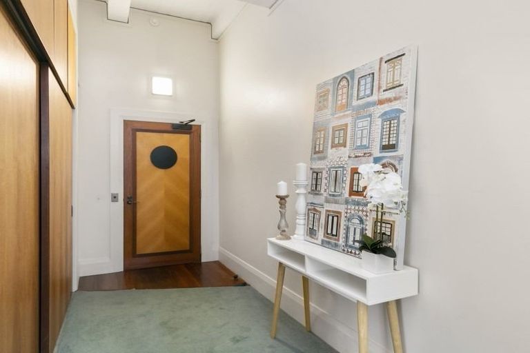 Photo of property in Dominion Apartments, 11/80 Victoria Street, Wellington Central, Wellington, 6011