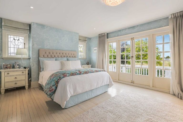 Photo of property in 1 Rochdale Street, Fendalton, Christchurch, 8014