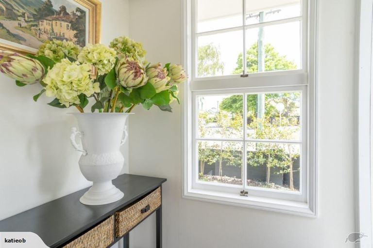 Photo of property in 42 Wairarapa Terrace, Merivale, Christchurch, 8014