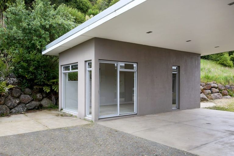 Photo of property in 58 Old Barn Road, Opaheke, Papakura, 2584