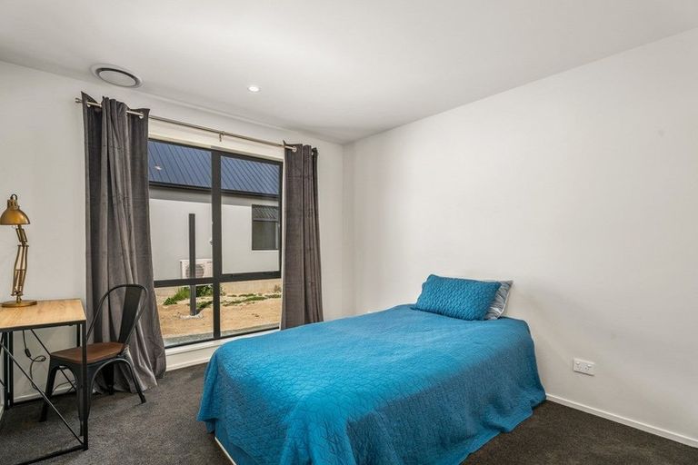 Photo of property in 37 Farrant Drive, Wanaka, 9305