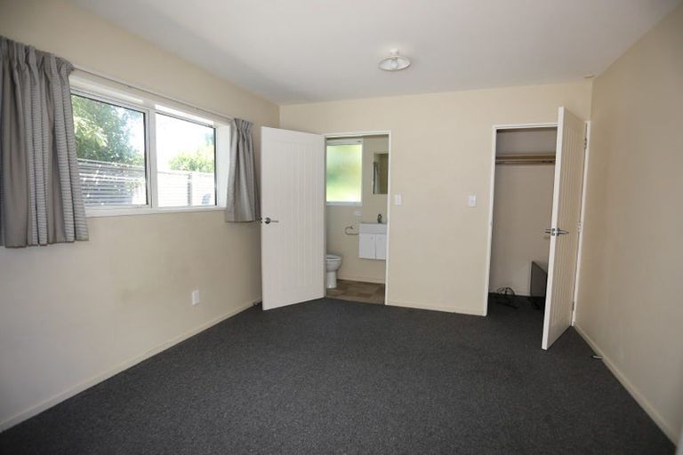 Photo of property in 126 Waimairi Road, Ilam, Christchurch, 8041