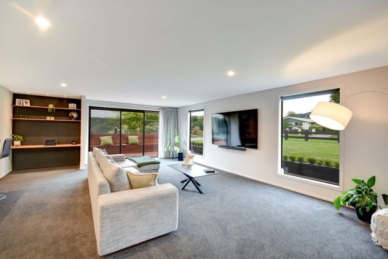 Photo of property in 27 Beaumaris Street, Outram, 9019