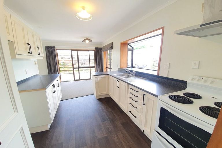 Photo of property in 16a Ngaio Street, West End, Palmerston North, 4412